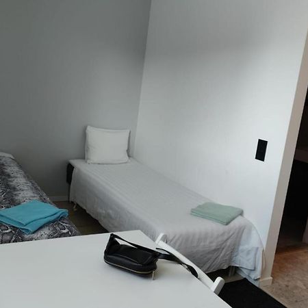 2- Bed Apartment In Солентюна Екстериор снимка